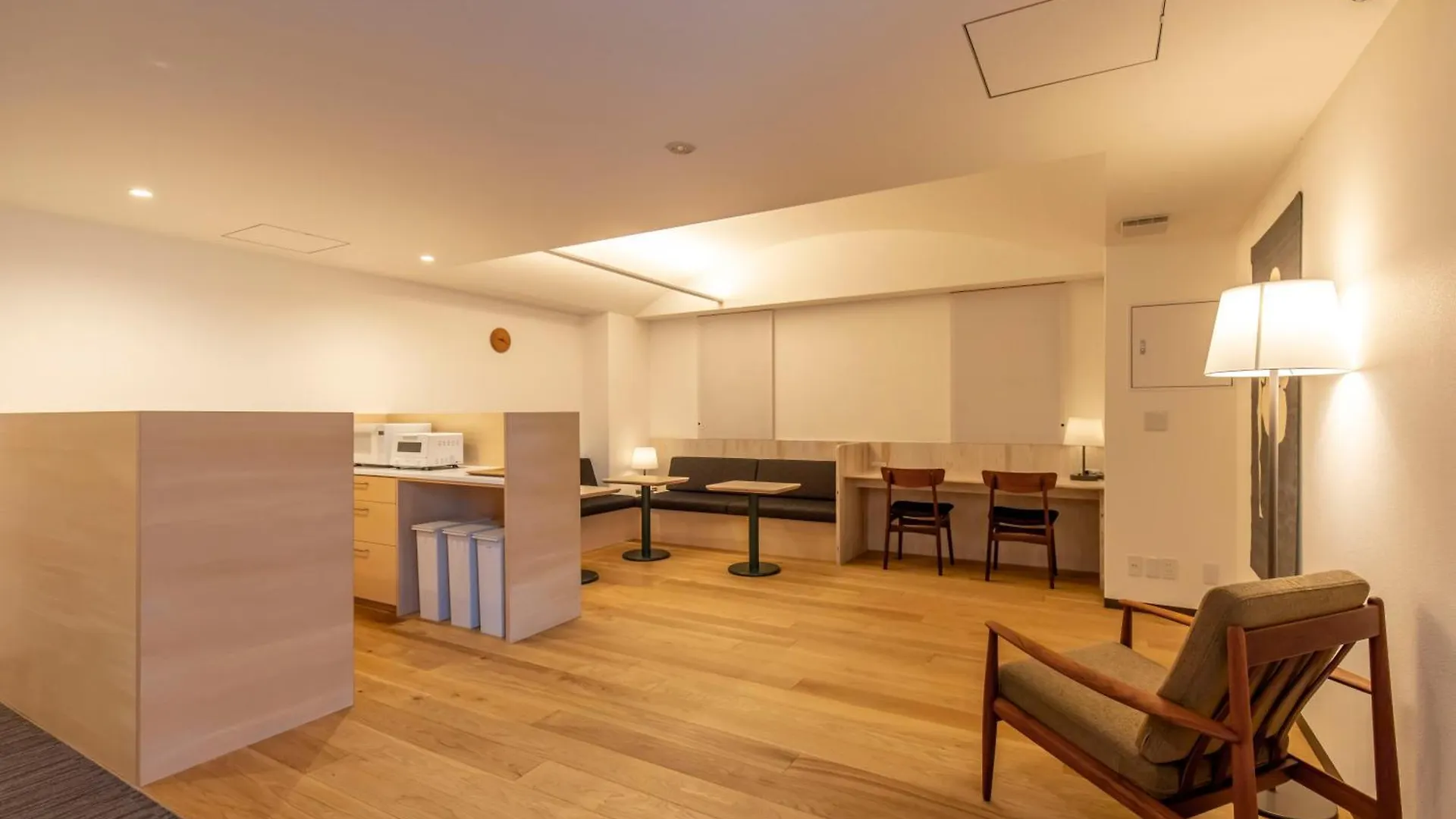 Shin-Osaka Station Hotel 4*, Osaka