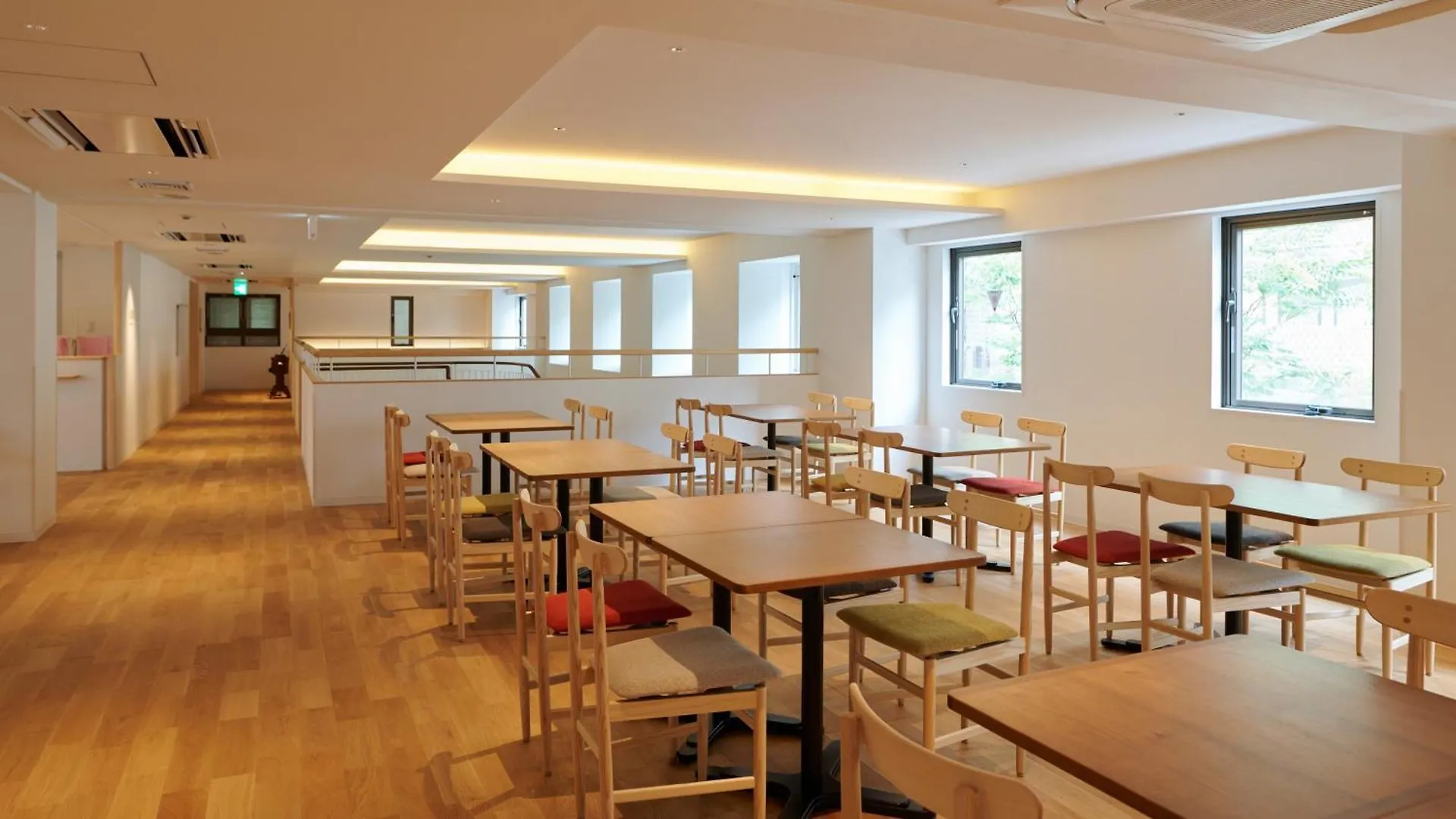 Shin-Osaka Station Hotel 4*, Ósaka